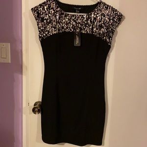 Forever 21 Formal mini dress. Stretch fabric